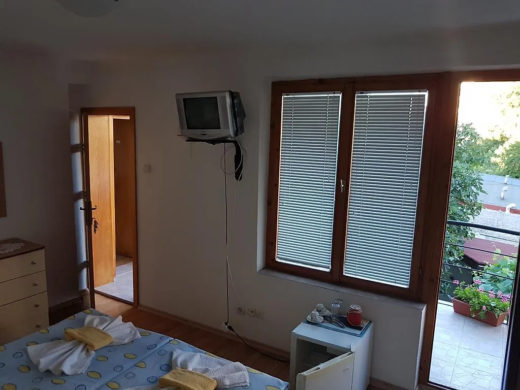 Guest House Veselina Primorsko