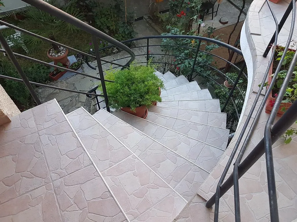 Guest House Veselina Primorsko